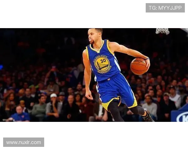 库里盛赞弗拉格成长轨迹新星被看好在联盟站稳脚跟篮球未来核心